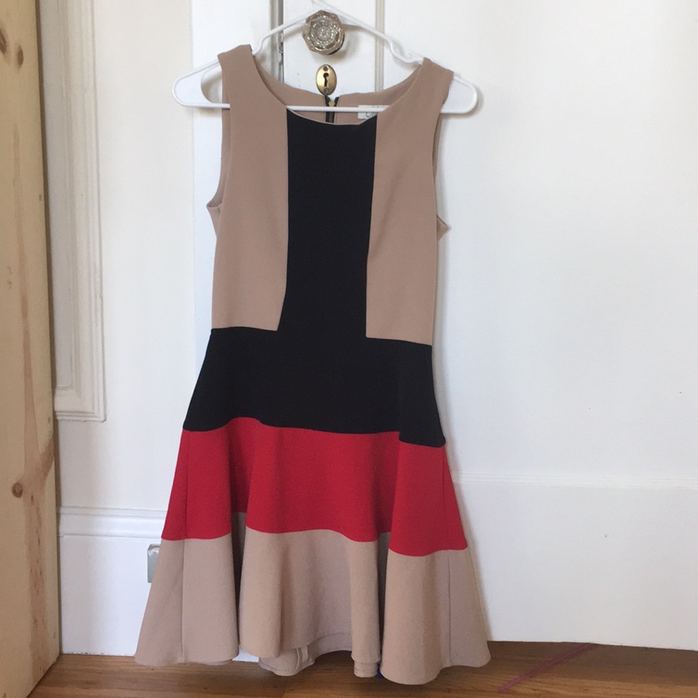 New - color block, flattering dress!